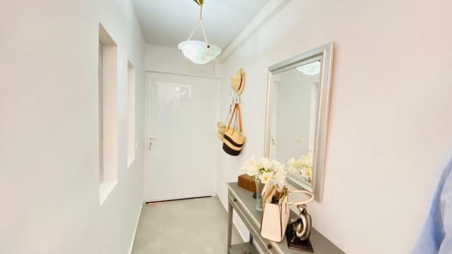 Apartamento de 2 habitaciones en Manzanera - Tosal, Calpe / Calp en venta - 350.000 € (Ref: 9450393)