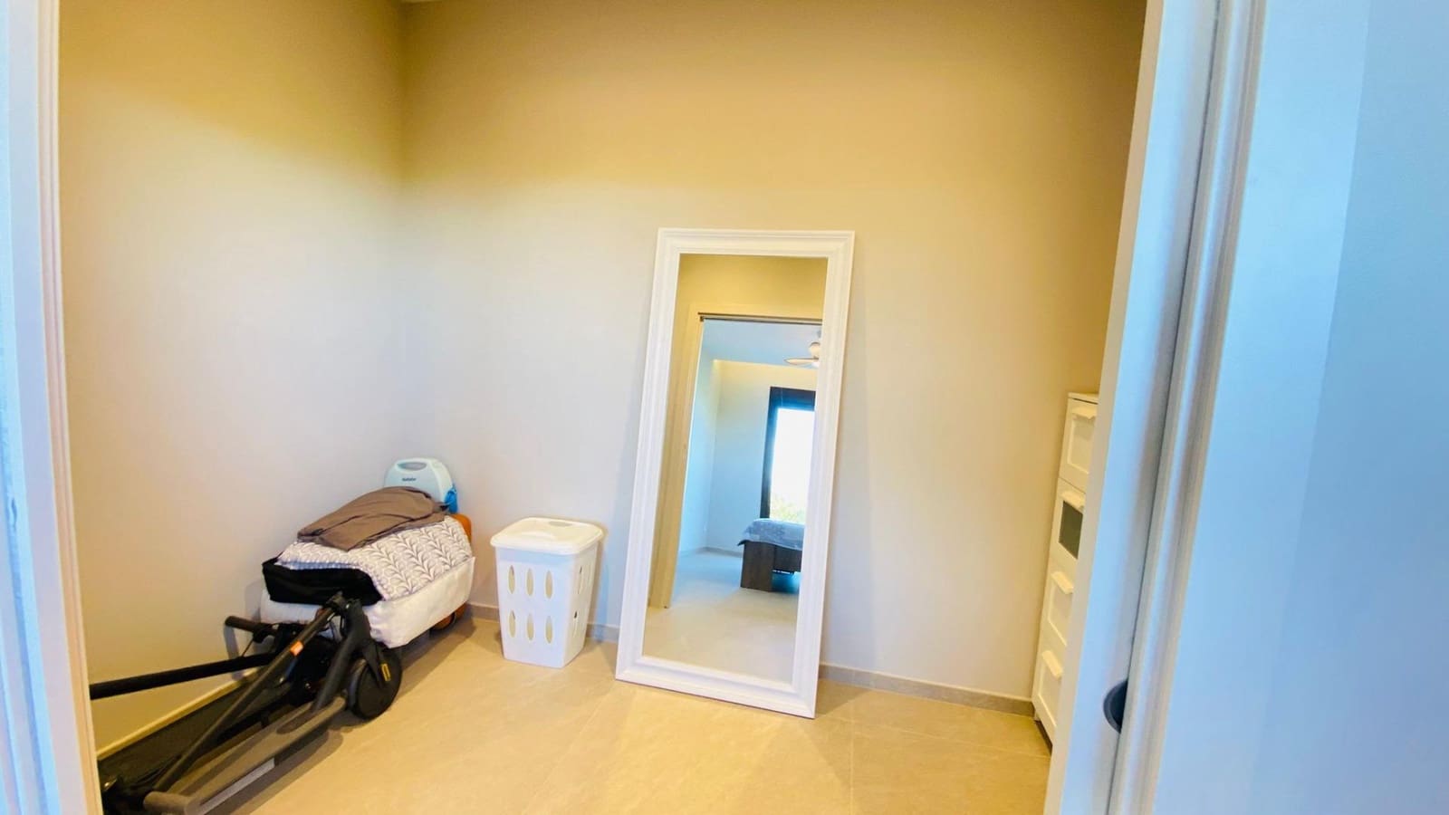 3 makuuhuone Huvila myytävänä paikassa Beniarbeig mukana uima-altaan 
autotalli - 875 000 € (Ref: 9450394)