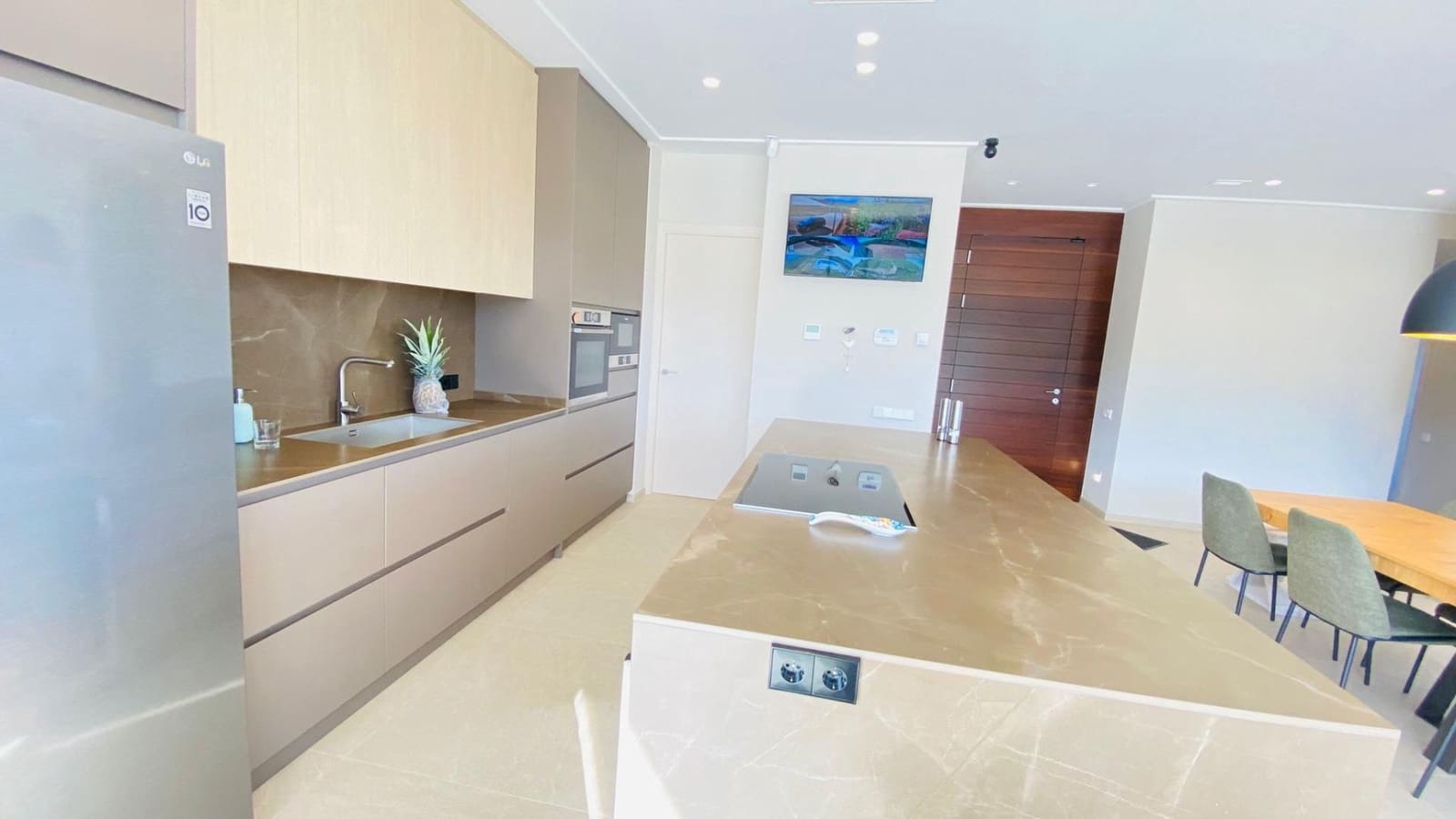 3 bedroom Villa for sale in Beniarbeig with pool garage - € 875,000 (Ref: 9450394)