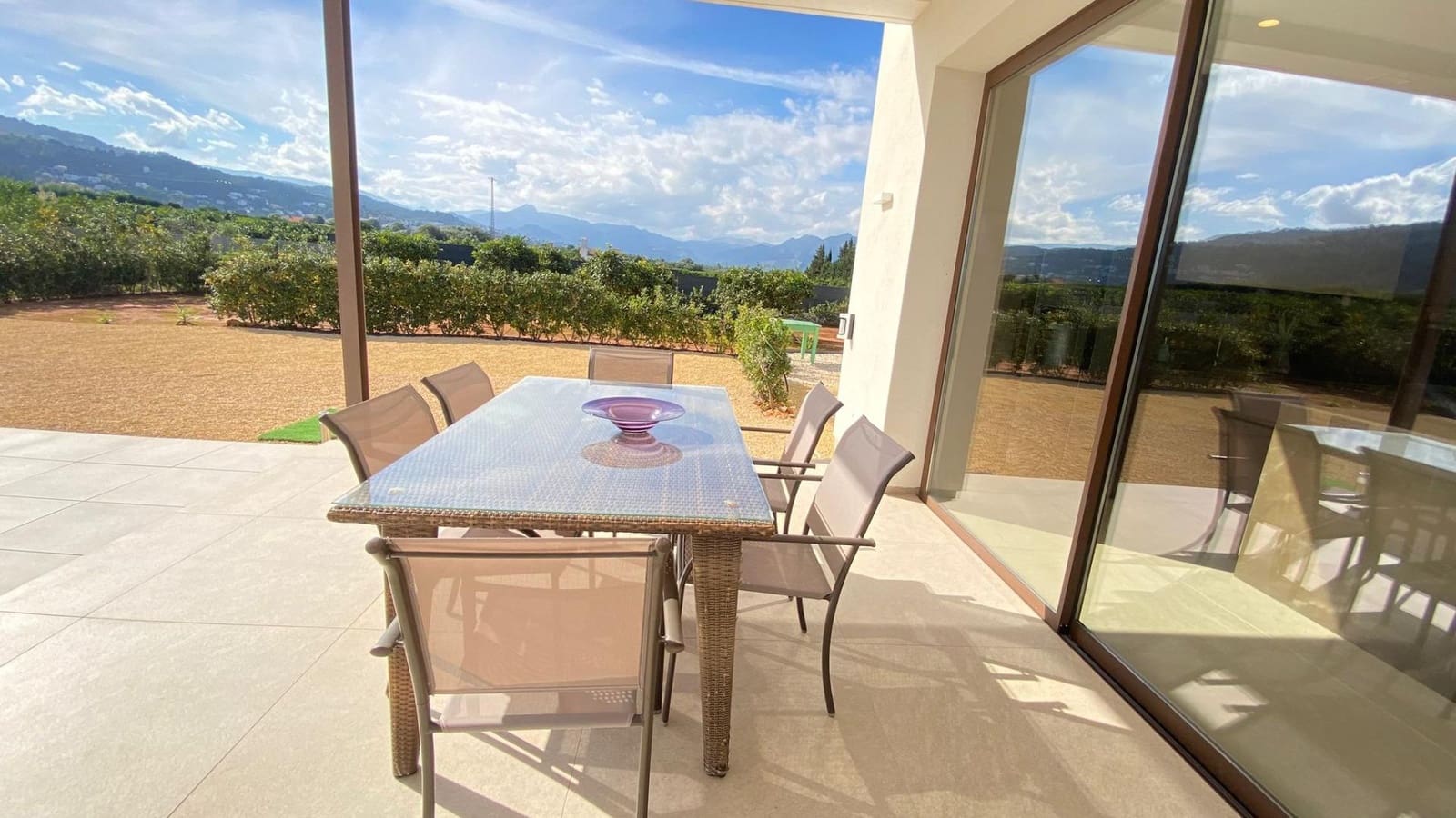 3 bedroom Villa for sale in Beniarbeig with pool garage - € 875,000 (Ref: 9450394)