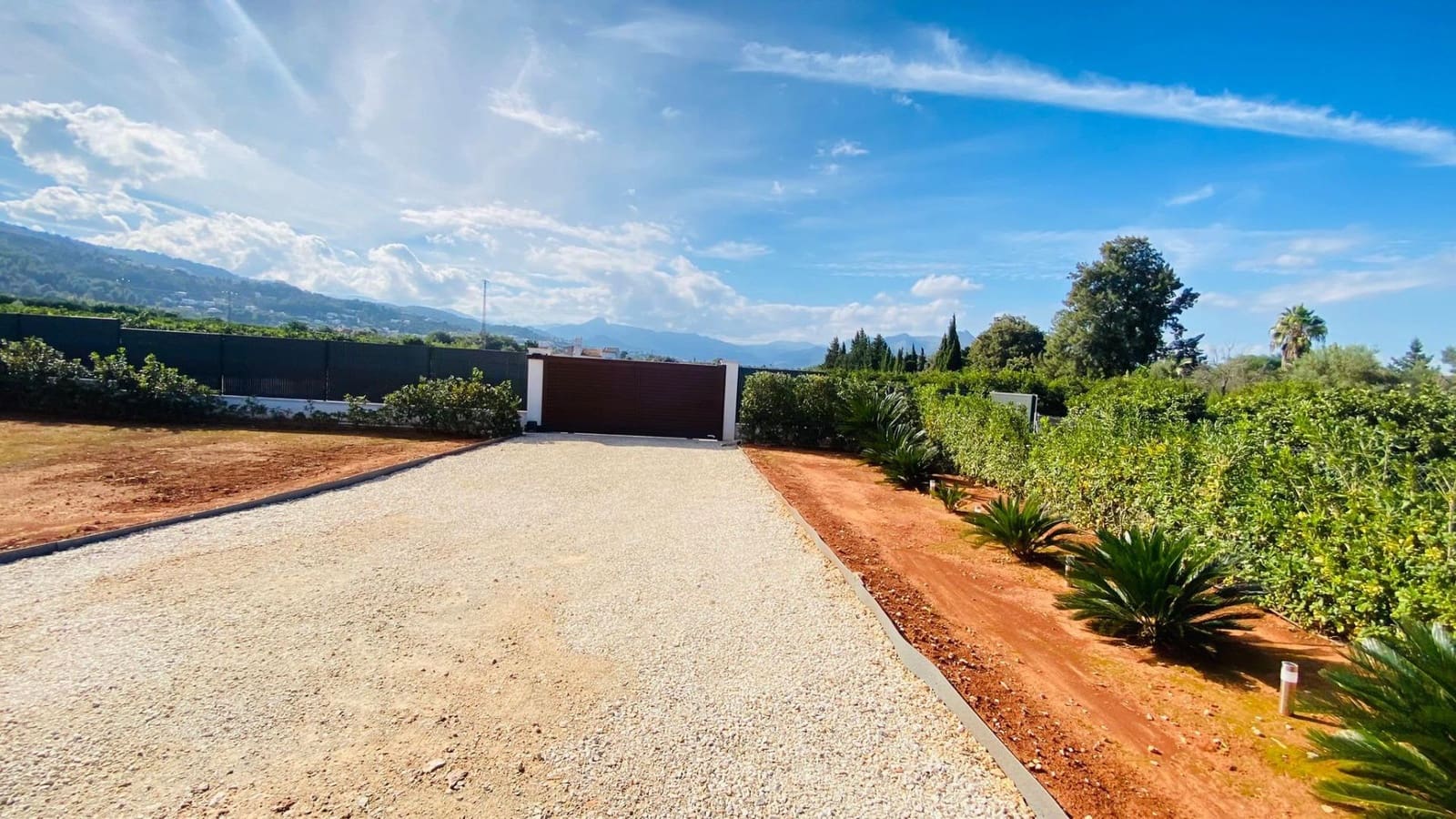 3 bedroom Villa for sale in Beniarbeig with pool garage - € 875,000 (Ref: 9450394)