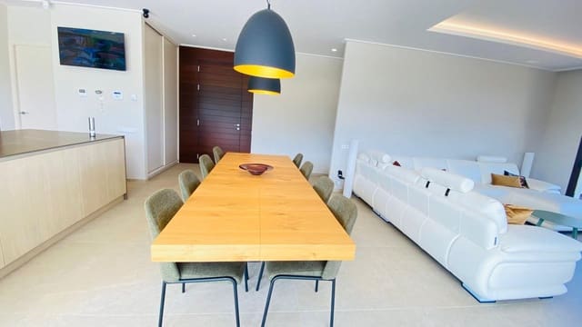 Chalet de 3 habitaciones en Beniarbeig en venta con piscina garaje - 875.000 € (Ref: 9450394)