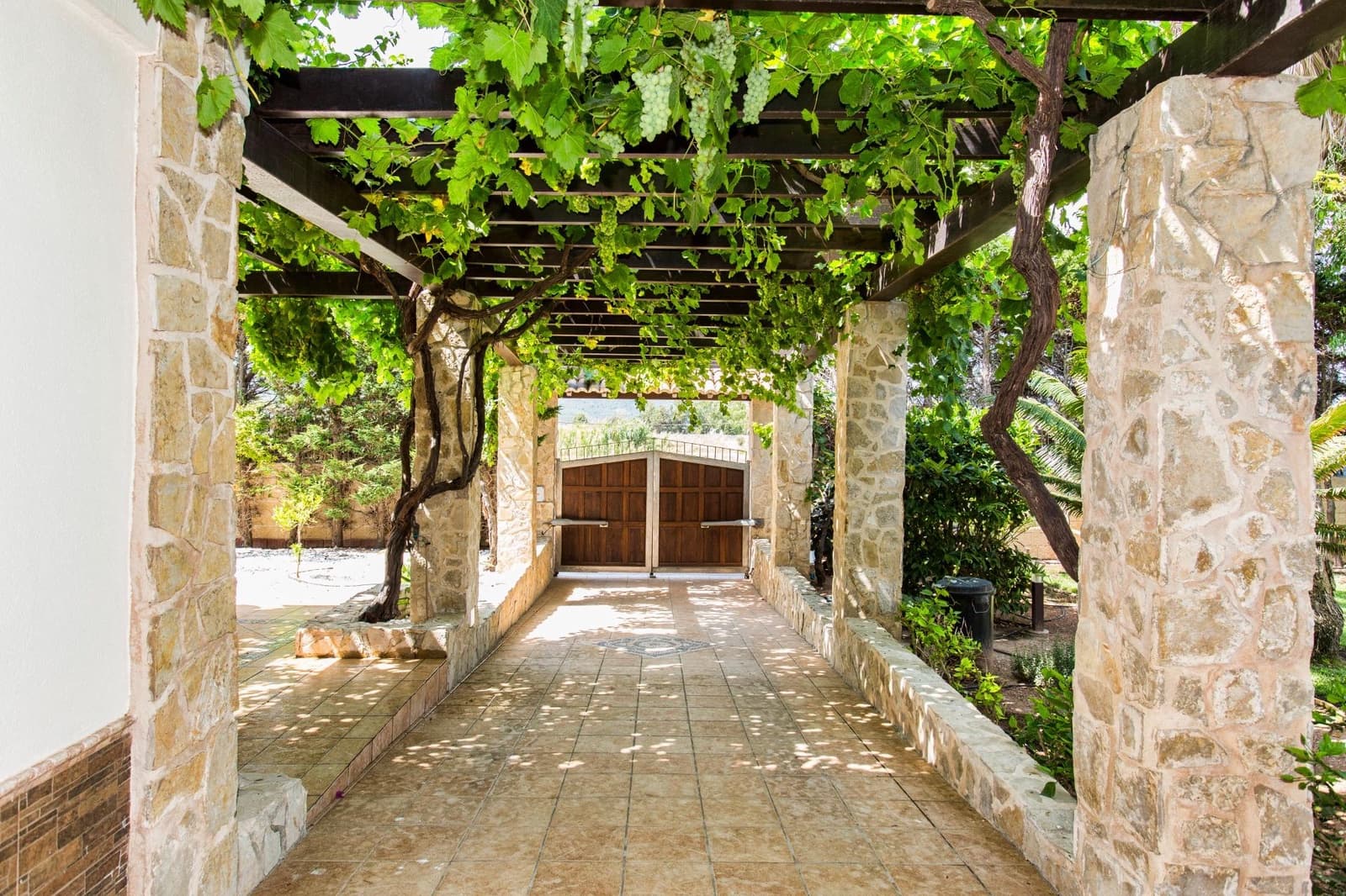 5 quarto Moradia para venda em Denia com piscina garagem - 2 000 000 € (Ref: 9450396)