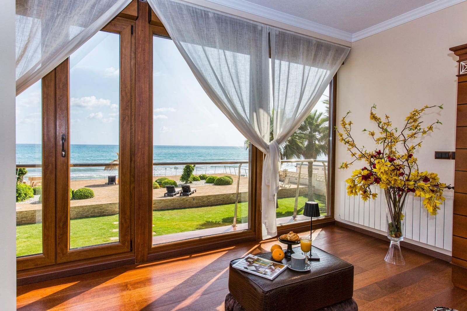 5 bedroom Villa for sale in Denia with pool garage - € 2,000,000 (Ref: 9450396)