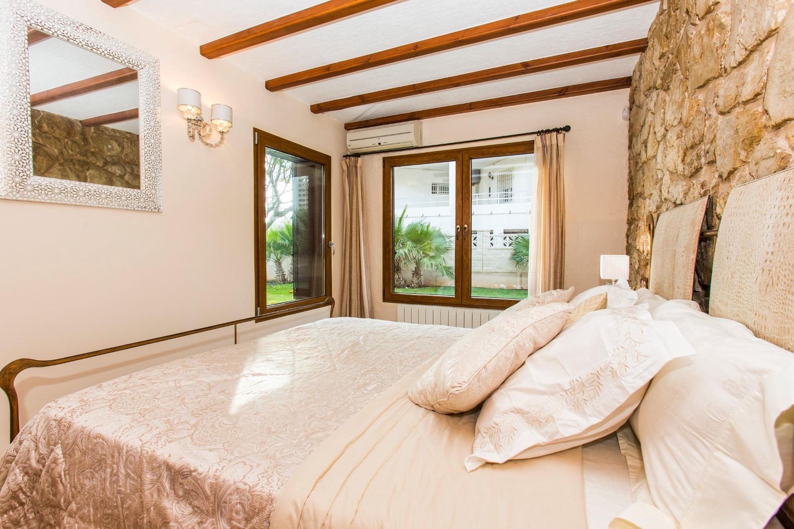 Chalet de 5 habitaciones en Dénia en venta con piscina garaje - 2.000.000 € (Ref: 9450396)