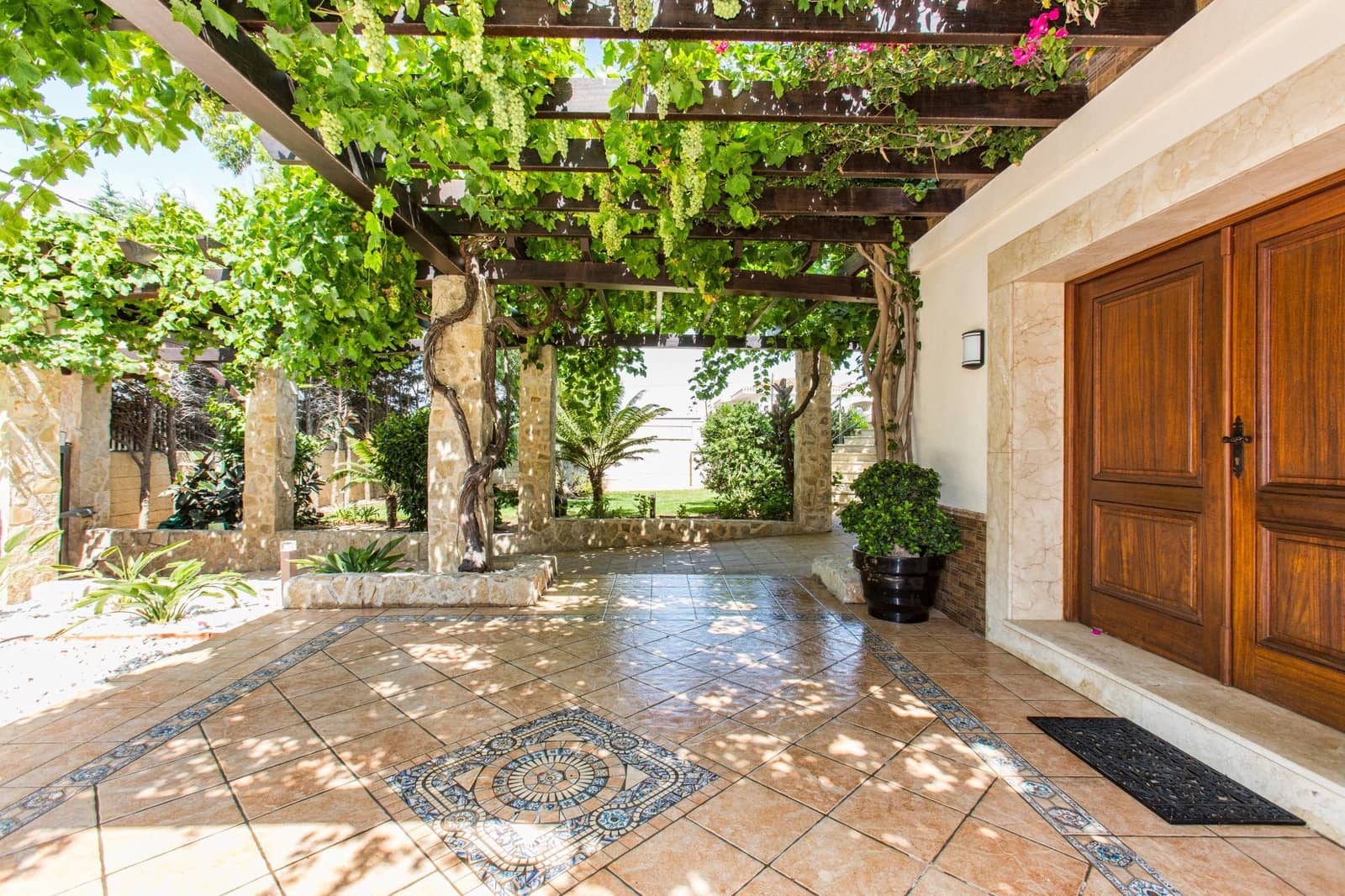 Chalet de 5 habitaciones en Dénia en venta con piscina garaje - 2.000.000 € (Ref: 9450396)