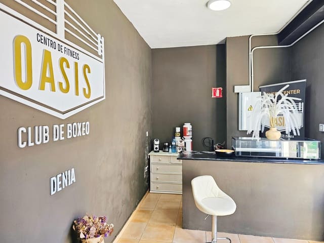 Negocio en El Montgó, Dénia en alquiler - 8.000 € (Ref: 9468572)