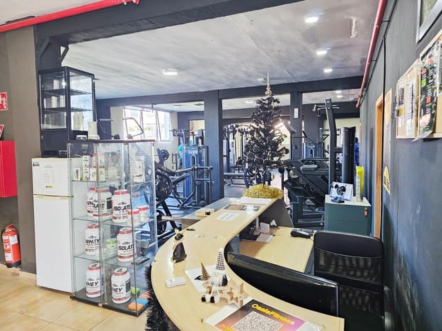 Negocio en El Montgó, Dénia en alquiler - 8.000 € (Ref: 9468572)