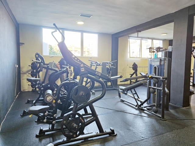 Yritys vuokrattavana paikassa El Montgó, Dénia - 8 000 € (Ref: 9468572)