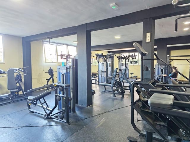 Virksomhed til leje i El Montgó, Dénia - € 8.000 (Ref: 9468572)