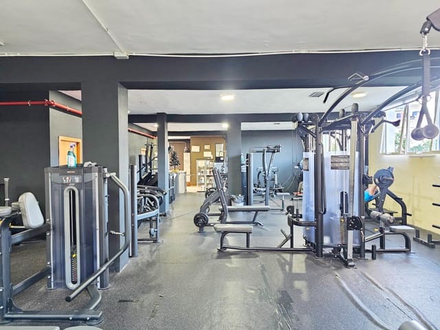 Virksomhed til leje i El Montgó, Dénia - € 8.000 (Ref: 9468572)