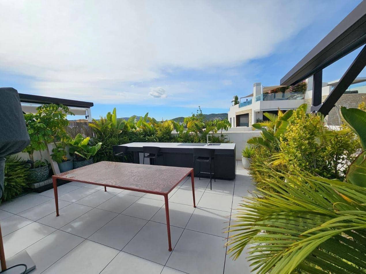 3 makuuhuone Kattohuoneisto vuokrattavana paikassa Javea / Xabia mukana uima-altaan 
autotalli - 4 500 € (Ref: 9482119)