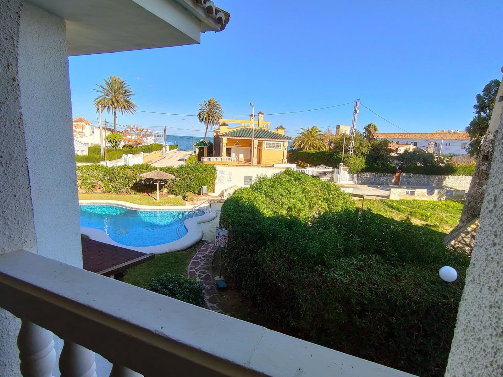 2 soveværelse Rækkehus til salg i Denia med swimmingpool - € 315.000 (Ref: 9485321)