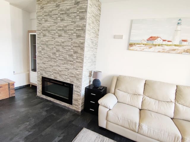 Adosado de 2 habitaciones en Las Marinas / Les Marines, Dénia en venta con piscina - 315.000 € (Ref: 9485321)