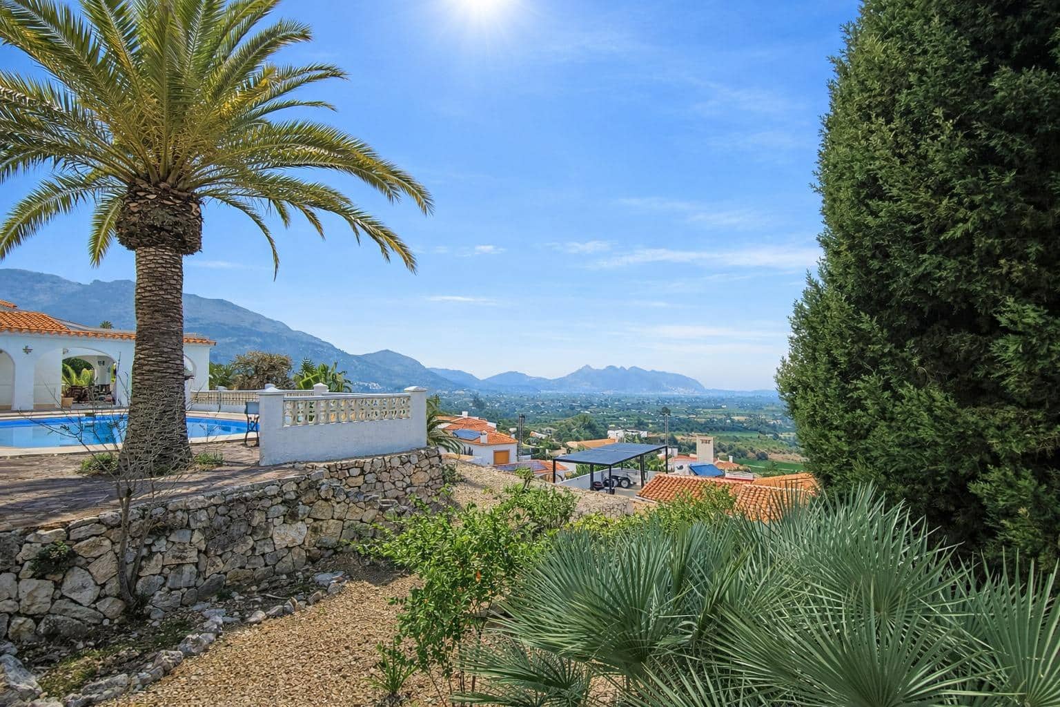 4 sovrum Villa till salu i Orba med pool garage - 460 000 € (Ref: 9509126)