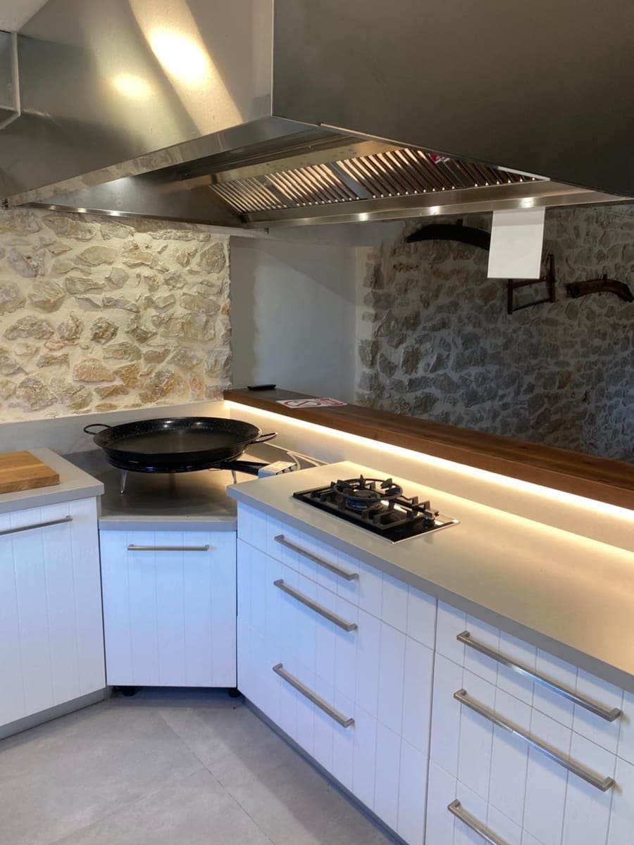 Chalet de 6 habitaciones en Dénia en alquiler con piscina - 4.250 € (Ref: 9530922)