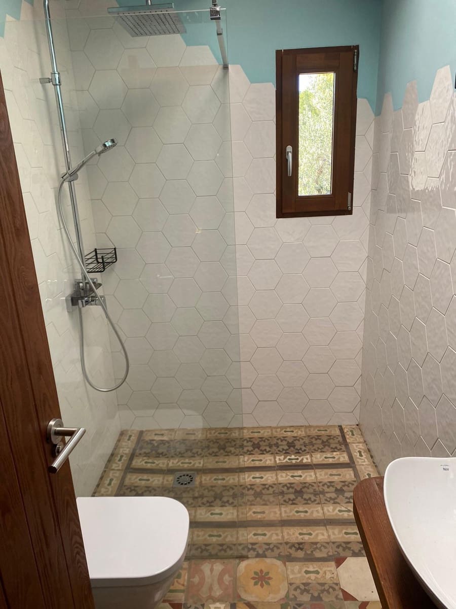 6 bedroom Villa for rent in Denia with pool - € 4,250 (Ref: 9530922)