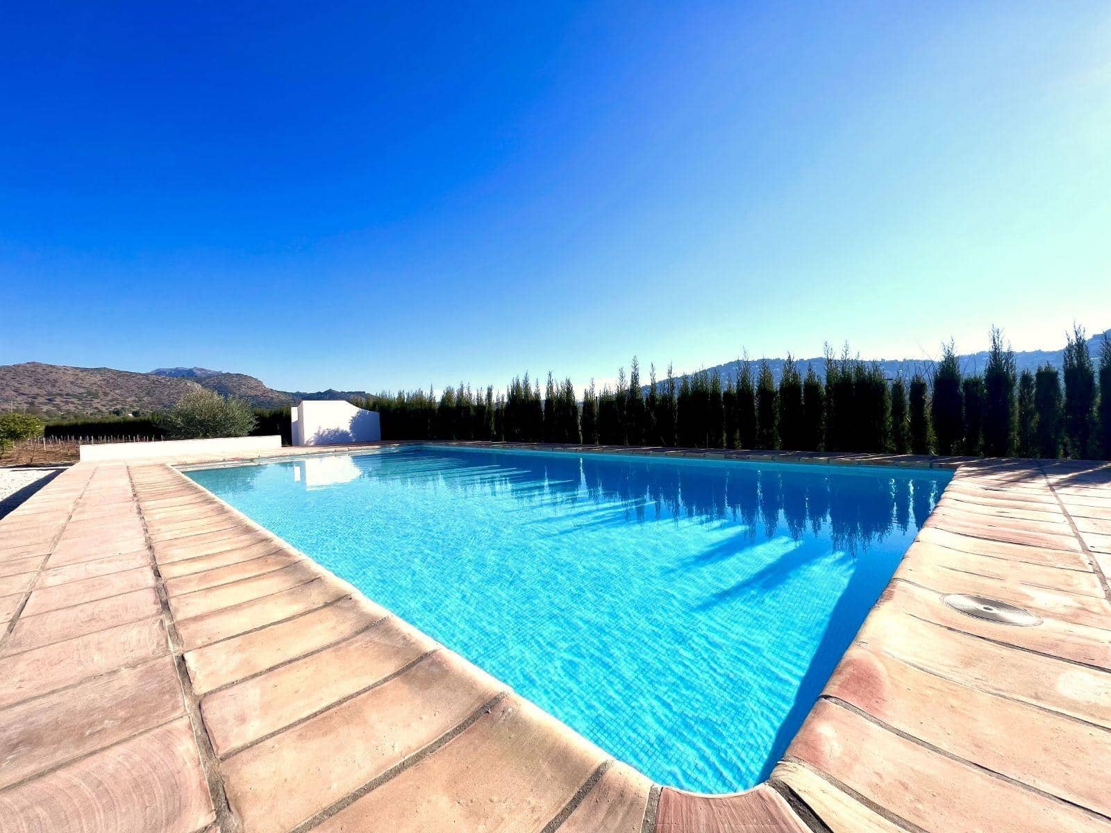6 bedroom Villa for rent in Denia with pool - € 4,250 (Ref: 9530922)