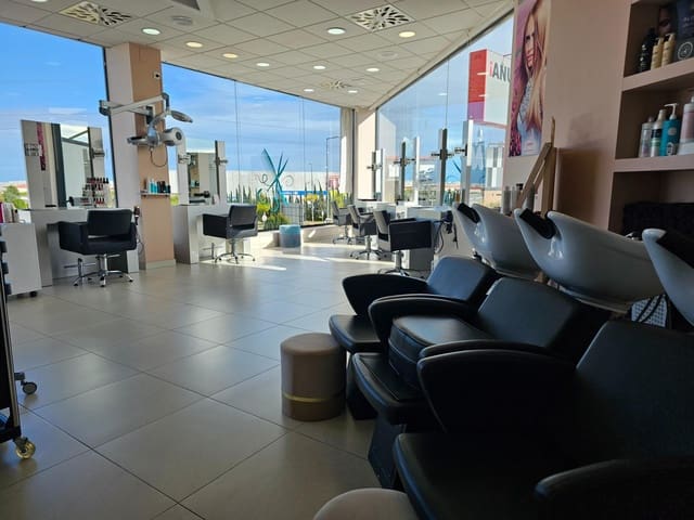 Entreprise à louer à Ondara - 1 200 € (Ref: 9551858)