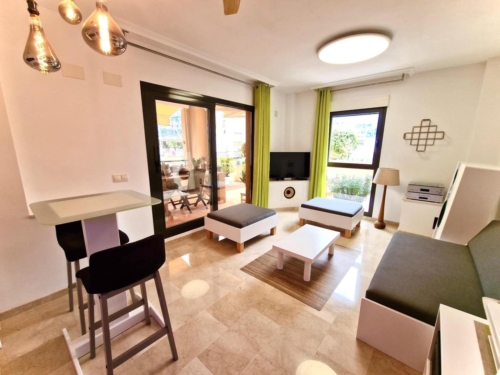 2 slaapkamer Appartement te koop in Denia met zwembad garage - € 449.500 (Ref: 9565394)
