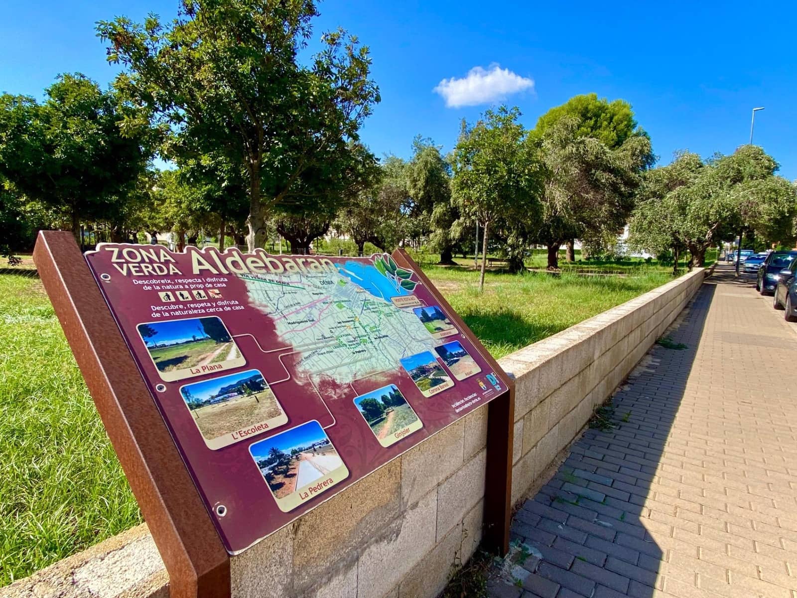 2 slaapkamer Appartement te koop in Denia met zwembad garage - € 449.500 (Ref: 9565394)
