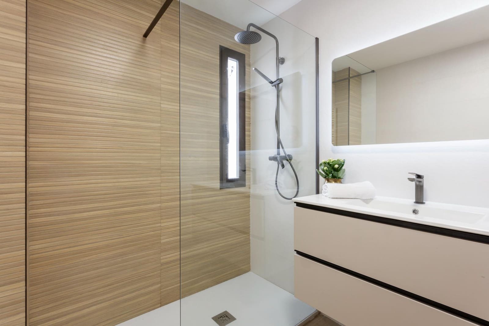 5 makuuhuone Huvila vuokrattavana paikassa Beniarjo mukana uima-altaan 
autotalli - 4 000 € (Ref: 9574772)