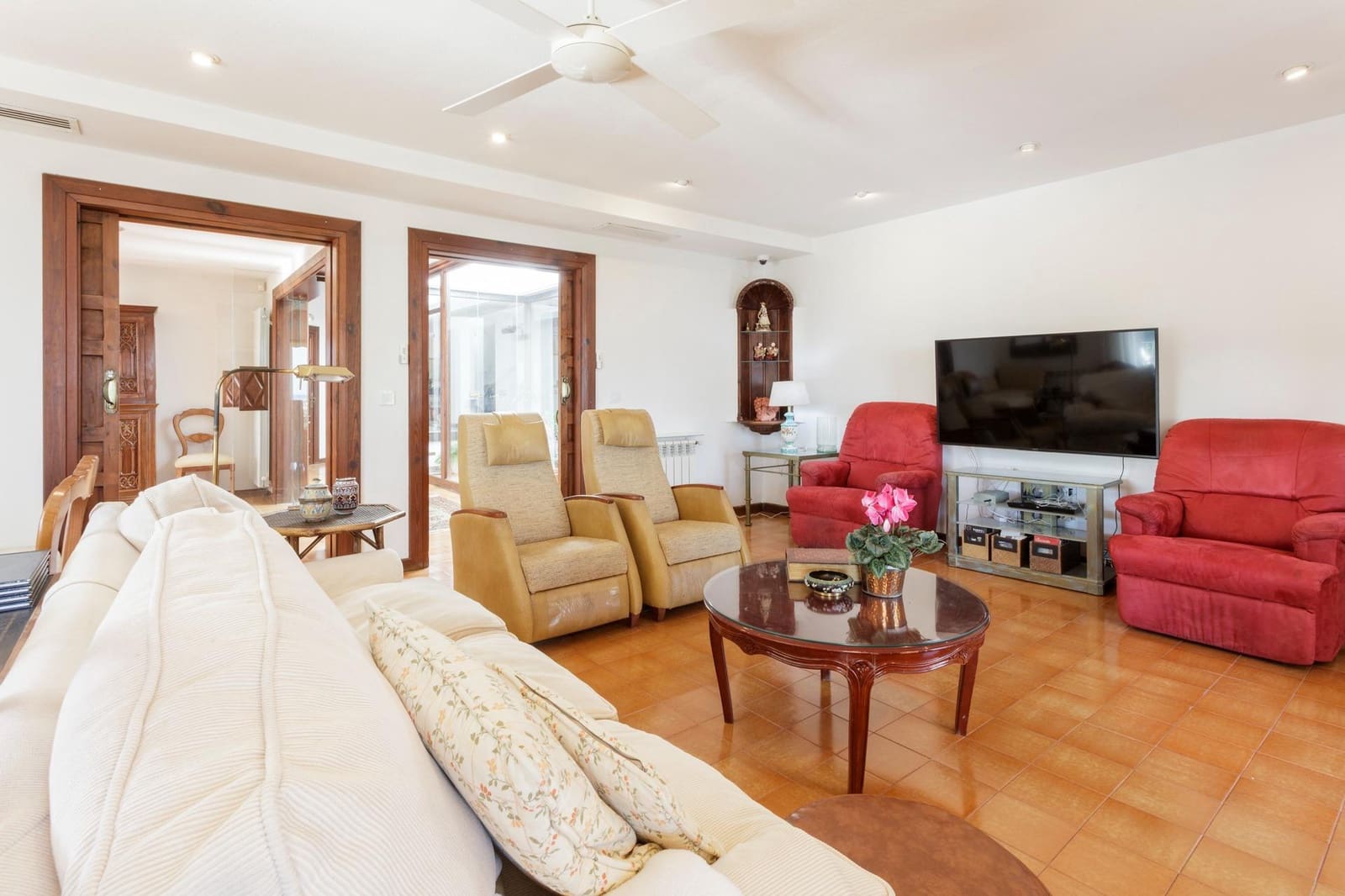 5 makuuhuone Huvila vuokrattavana paikassa Beniarjo mukana uima-altaan 
autotalli - 4 000 € (Ref: 9574772)