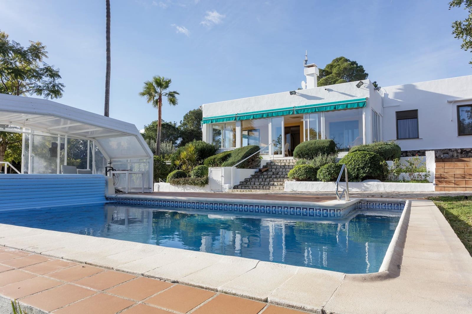 5 makuuhuone Huvila vuokrattavana paikassa Beniarjo mukana uima-altaan 
autotalli - 4 000 € (Ref: 9574772)