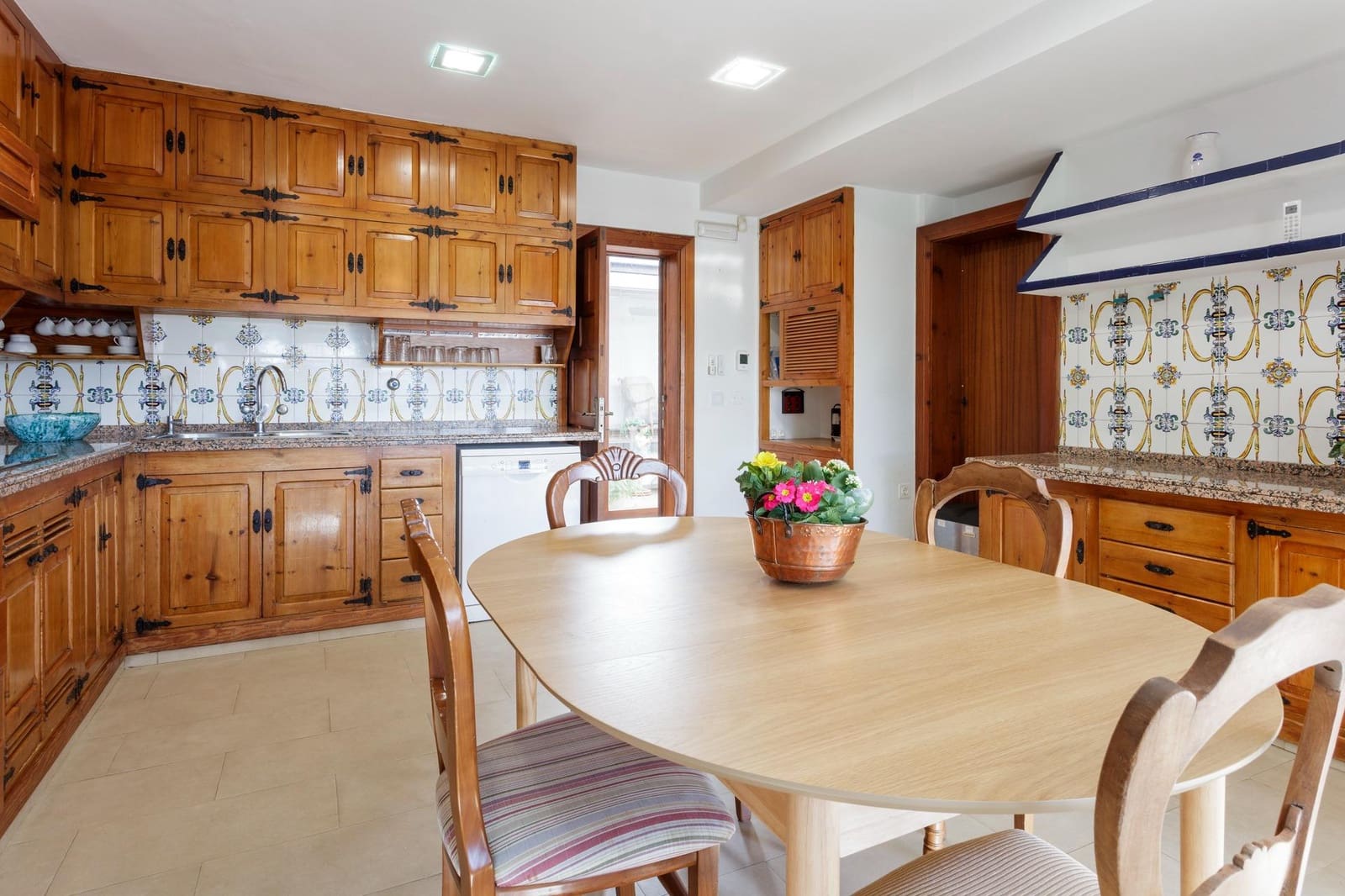 5 makuuhuone Huvila vuokrattavana paikassa Beniarjo mukana uima-altaan 
autotalli - 4 000 € (Ref: 9574772)