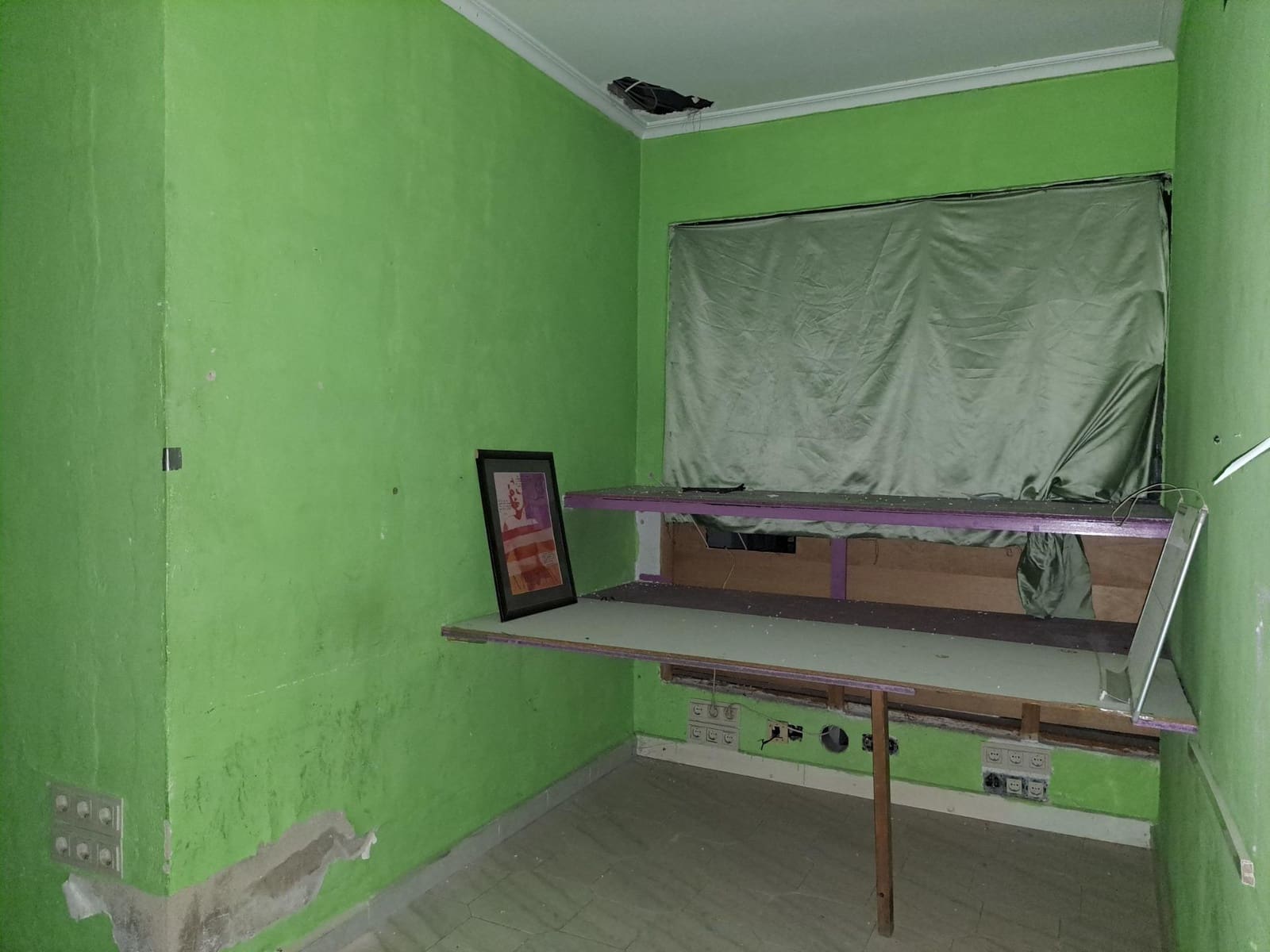 Commercial for sale in Denia - € 310,000 (Ref: 9574773)