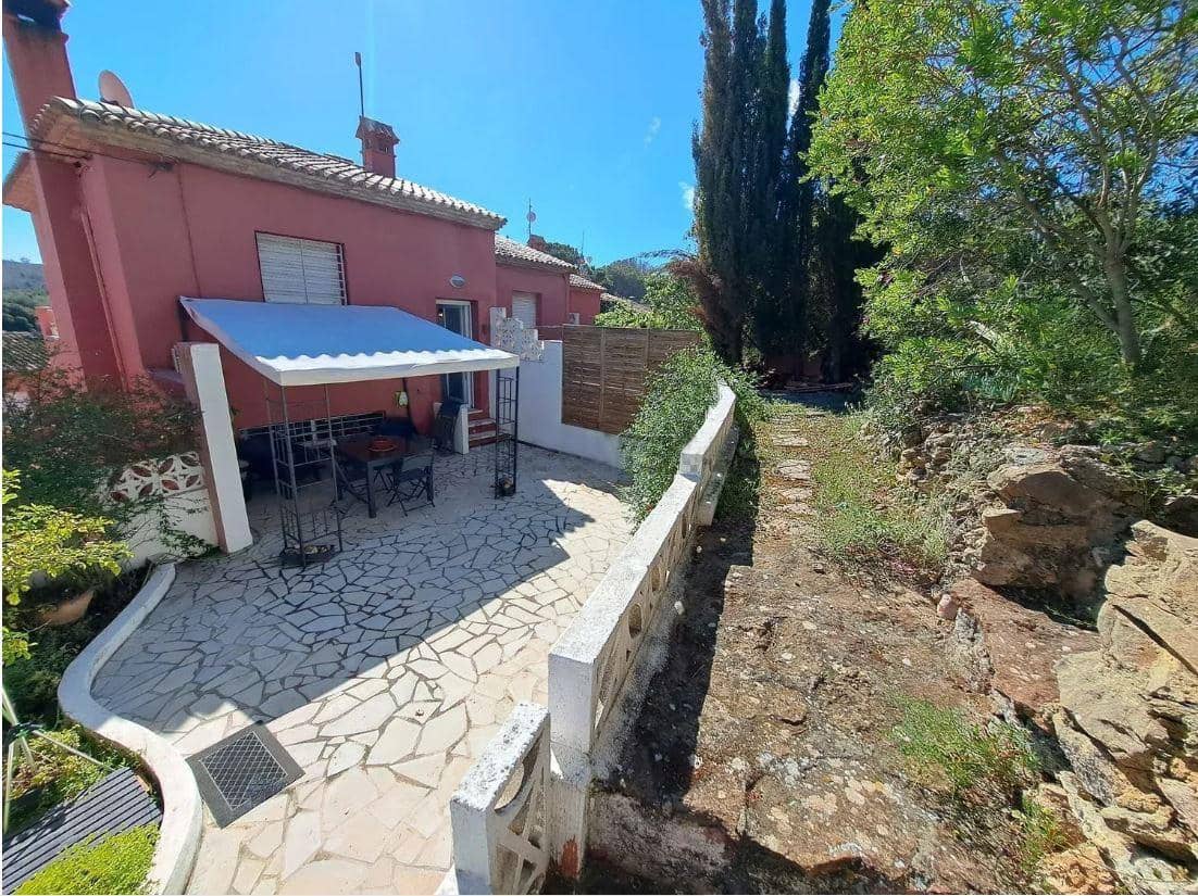 3 bedroom Terraced Villa for rent in Denia with pool - € 1,550 (Ref: 9586698)