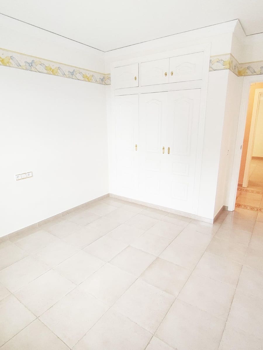 6 sypialnia Willa na sprzedaż w La Sella z garażem - 965 000 € (Ref: 9591505)