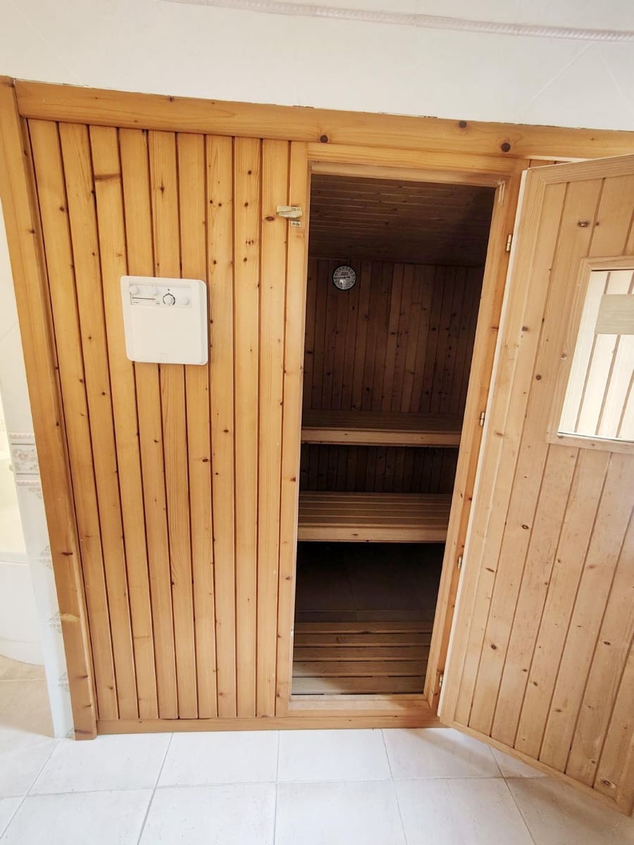 6 sovrum Villa till salu i La Sella med garage - 965 000 € (Ref: 9591505)