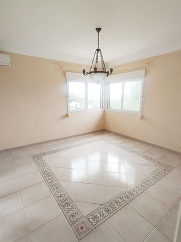 6 bedroom Villa for sale in La Sella with garage - € 899,000 (Ref: 9591505)