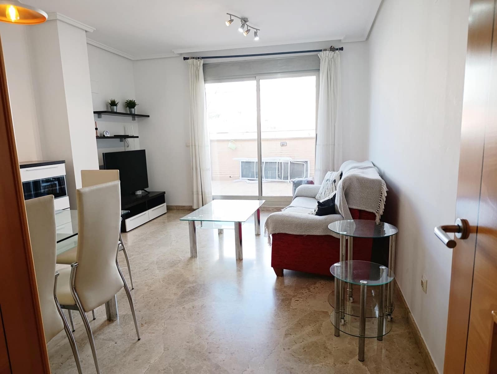 3 bedroom Penthouse for rent in Denia - € 1,300 (Ref: 9605159)