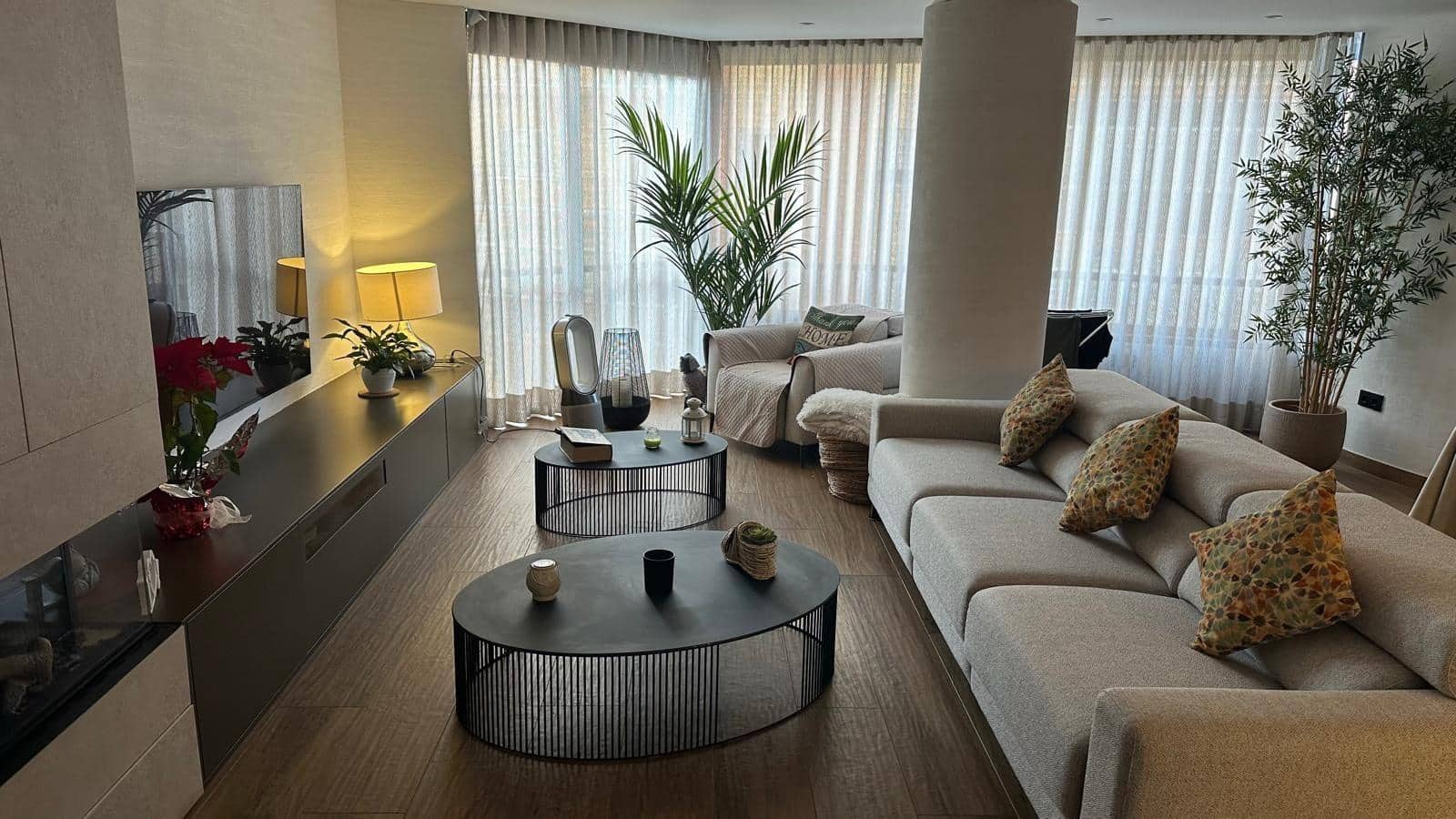 4 soverom Leilighet til leie i Denia med garasje - € 2 550 (Ref: 9640385)