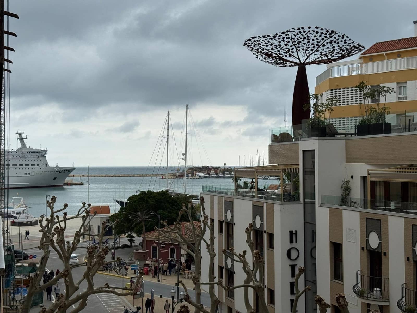 4 soverom Leilighet til leie i Denia med garasje - € 2 550 (Ref: 9640385)