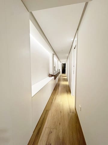 Appartement de 4 chambres à louer à El Puerto, Dénia avec garage - 2 550 € (Ref: 9640385)