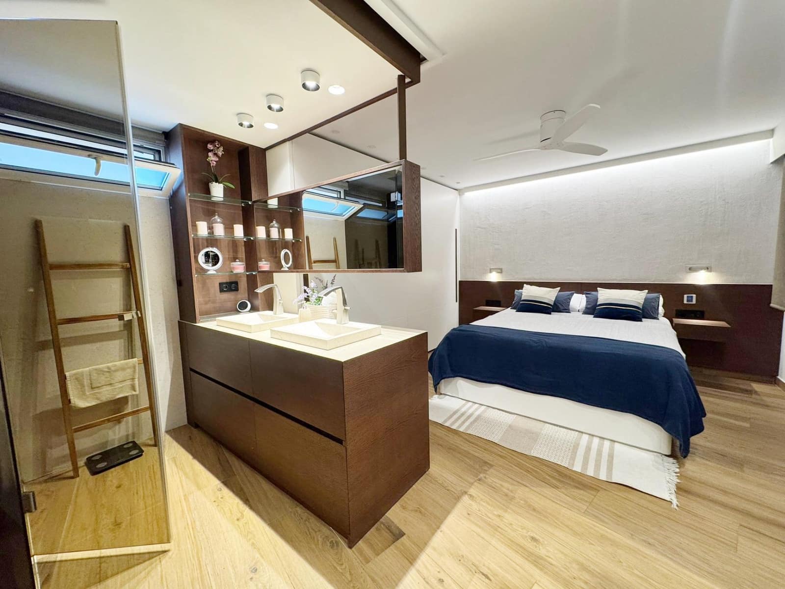 4 bedroom Flat for rent in Denia with garage - € 2,550 (Ref: 9640385)