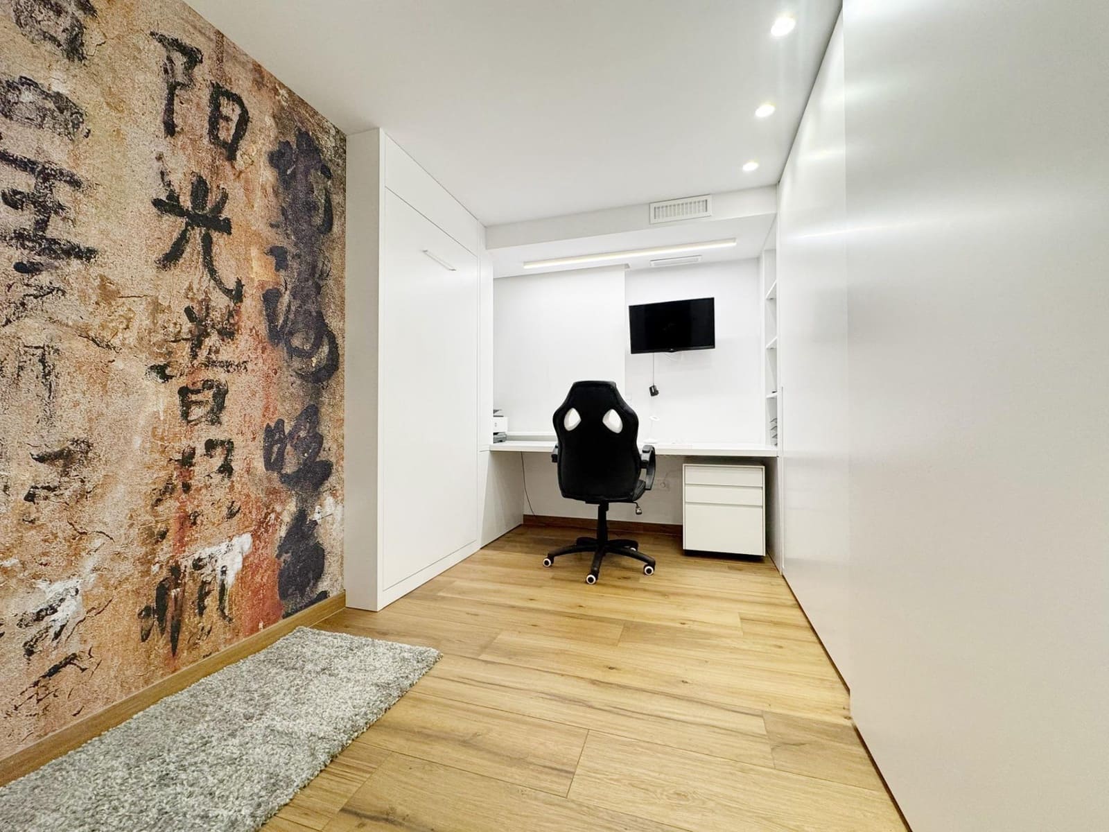 4 bedroom Flat for rent in Denia with garage - € 2,550 (Ref: 9640385)