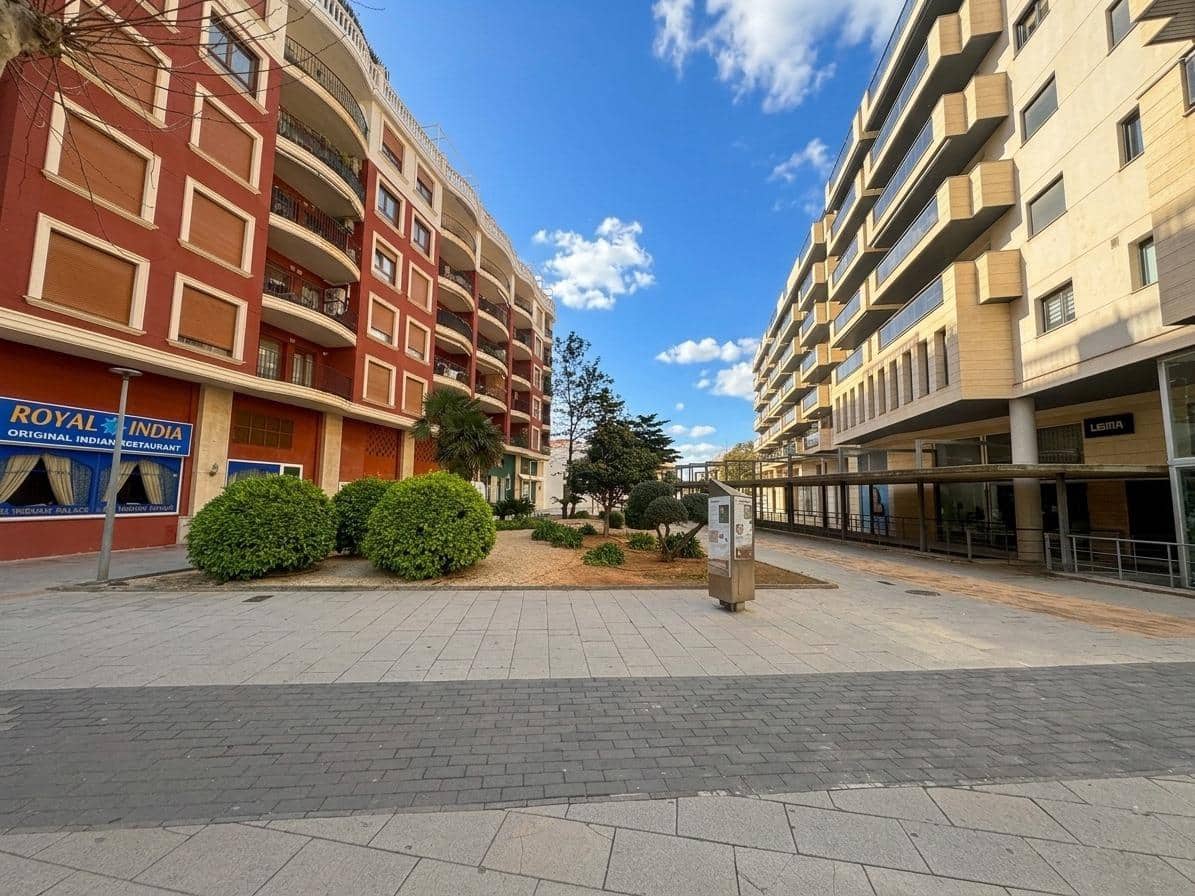 Local Commercial à vendre à Denia - 199 000 € (Ref: 9656247)