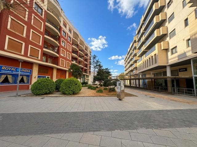 Commercieel te koop in El Puerto, Dénia - € 199.000 (Ref: 9656247)