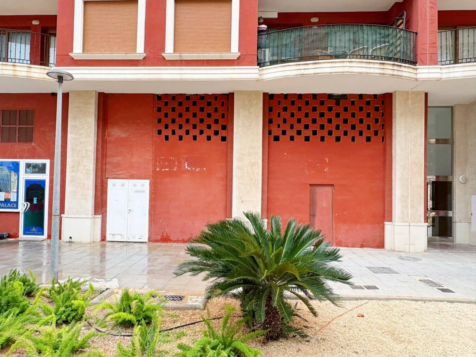 Commercial for sale in Denia - € 199,000 (Ref: 9656247)