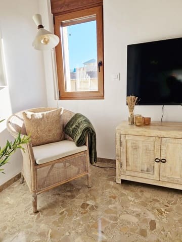 Piso de 2 habitaciones en El Puerto, Dénia en alquiler - 3.600 € (Ref: 9674433)