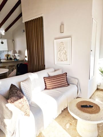 2 bedroom Flat for rent in El Puerto, Dénia - € 3,600 (Ref: 9674433)