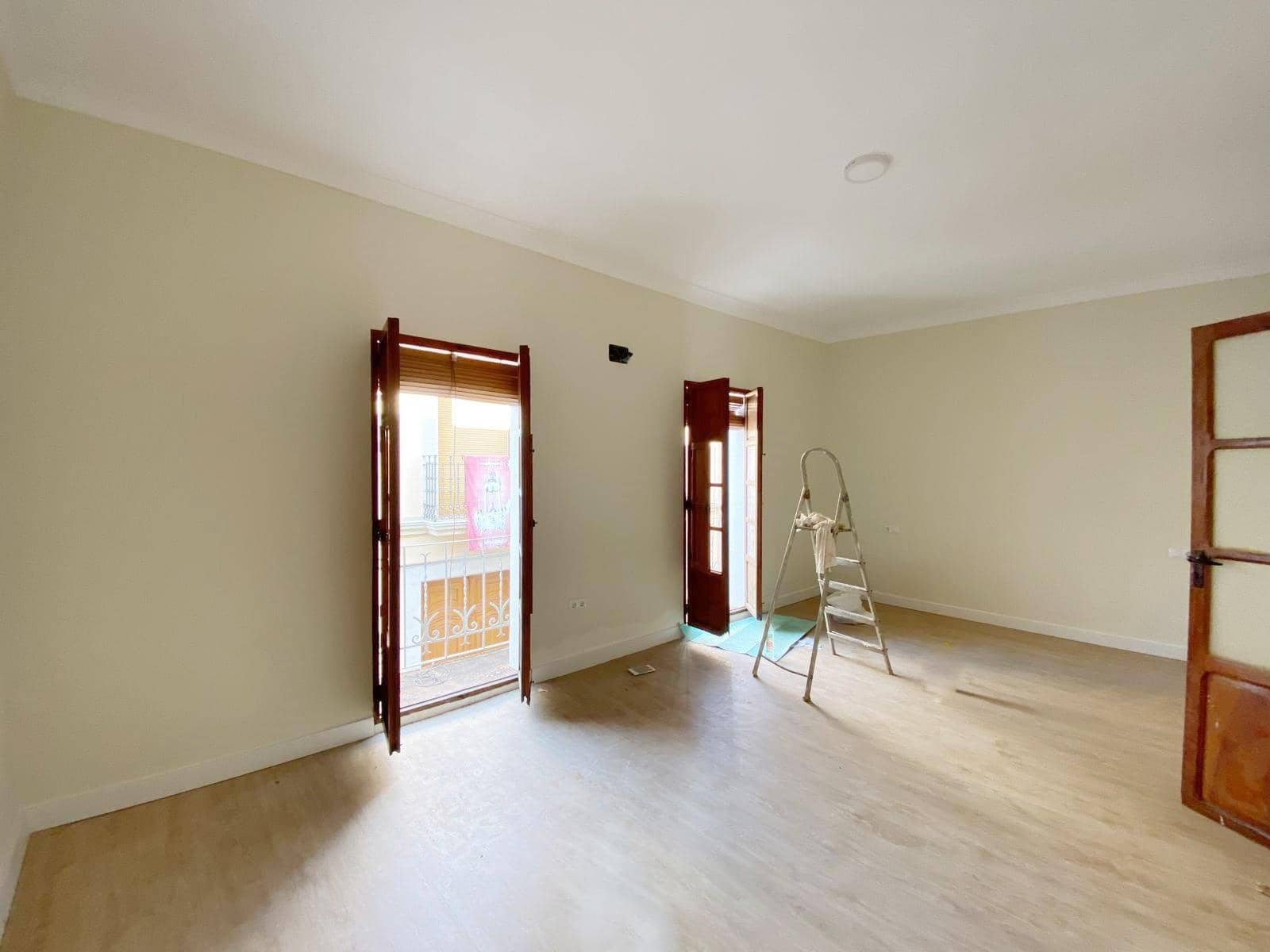 6 bedroom Townhouse for sale in Gata de Gorgos - € 270,000 (Ref: 9690940)