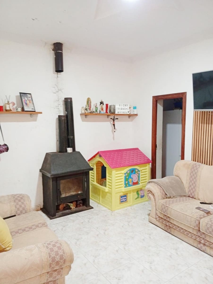6 bedroom Townhouse for sale in Gata de Gorgos - € 270,000 (Ref: 9690940)