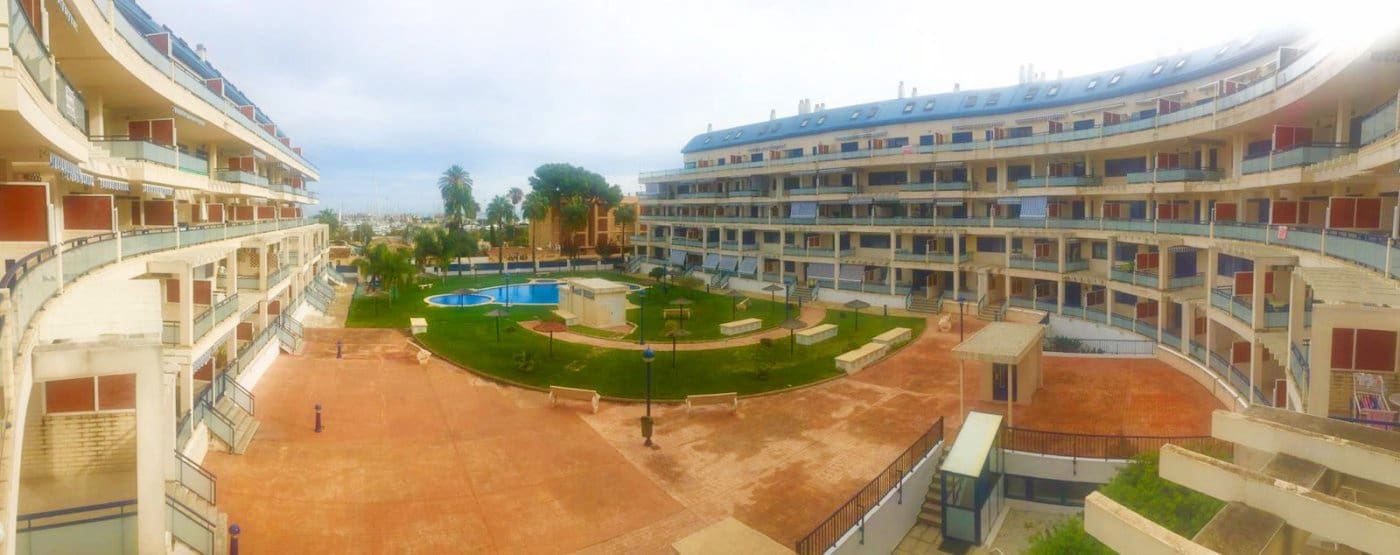 2 makuuhuone Huoneisto myytävänä paikassa Denia mukana uima-altaan - 365 000 € (Ref: 9690941)