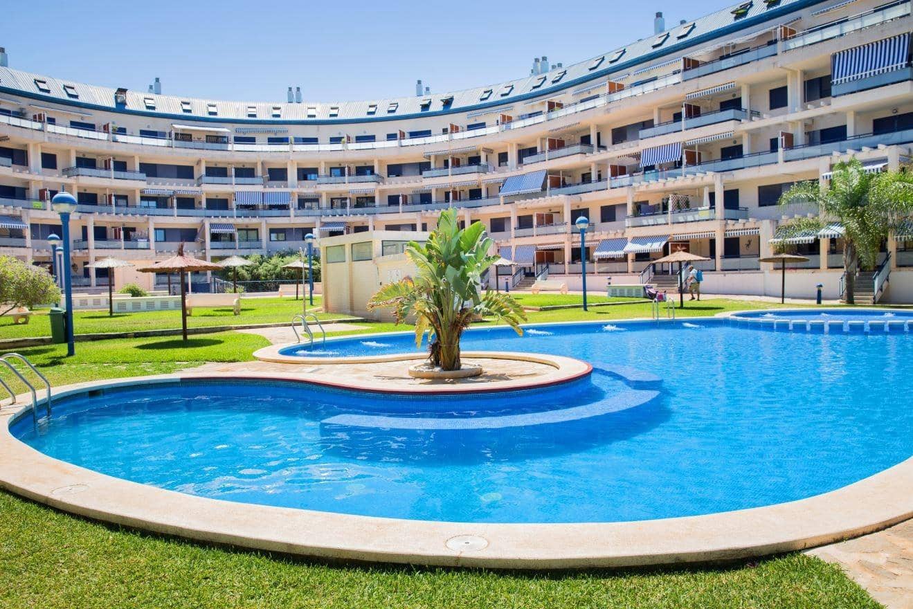 2 sovrum Lägenhet till salu i Denia med pool - 365 000 € (Ref: 9690941)