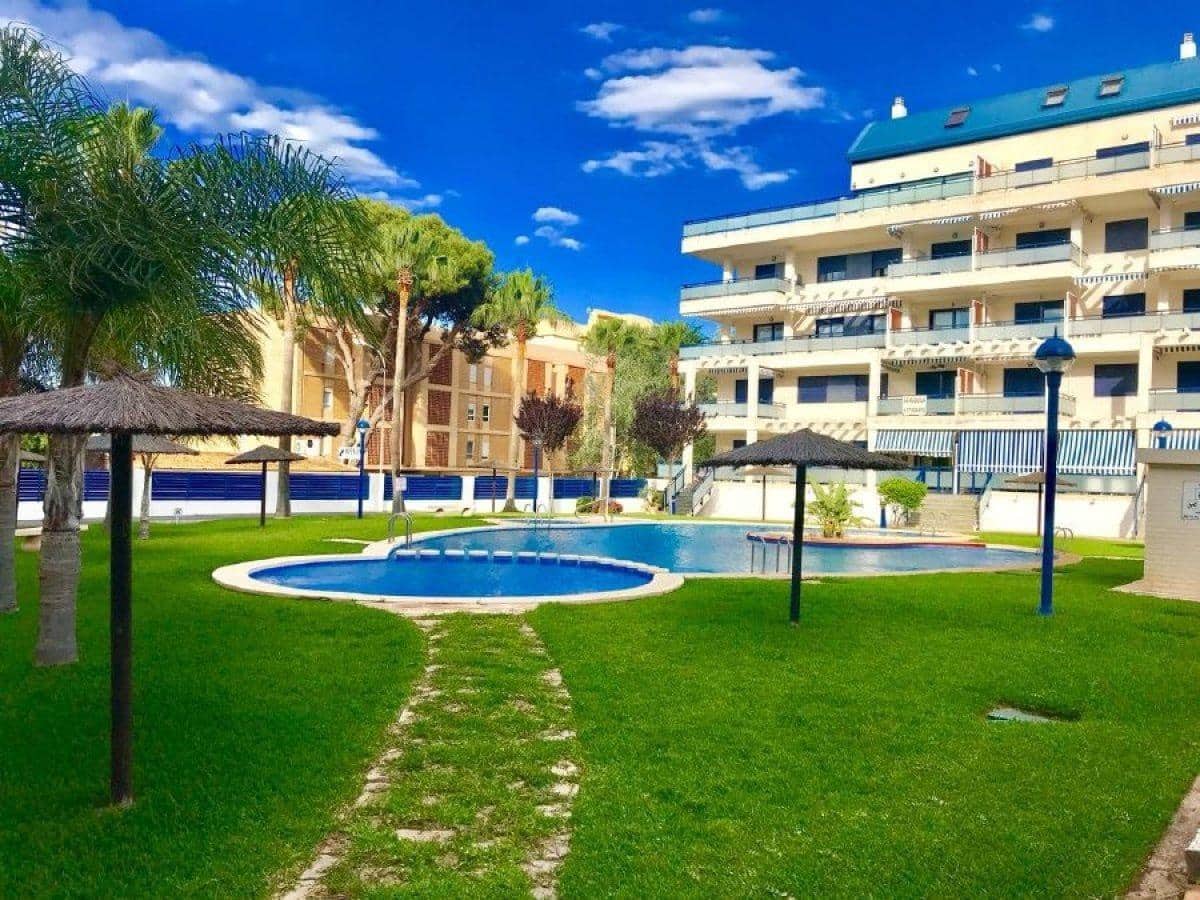 2 sovrum Lägenhet till salu i Denia med pool - 365 000 € (Ref: 9690941)
